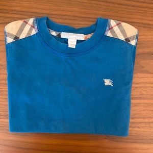 Burberry boys’ t-shirt. Size 6y.